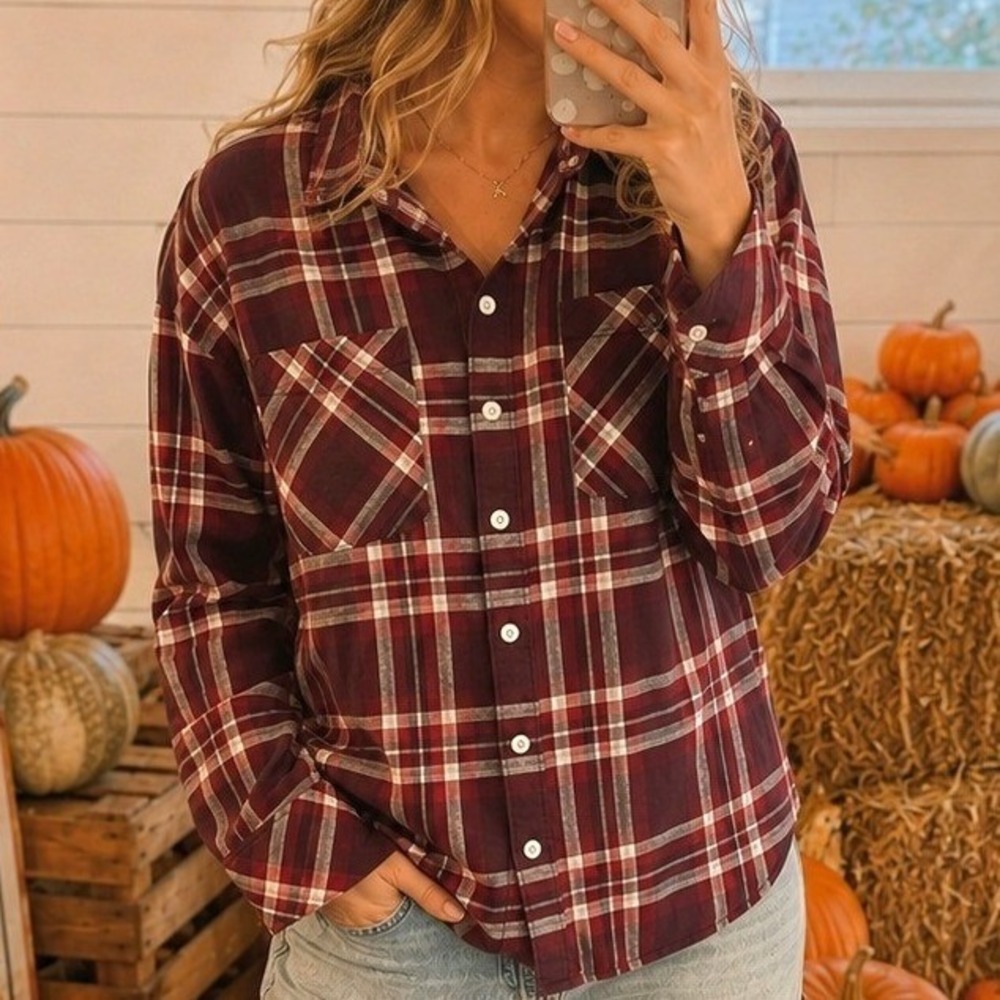 Levi's Button Down Women XL Red Plaid Boyfriend Fit Flannel Long Sleeve Shirt